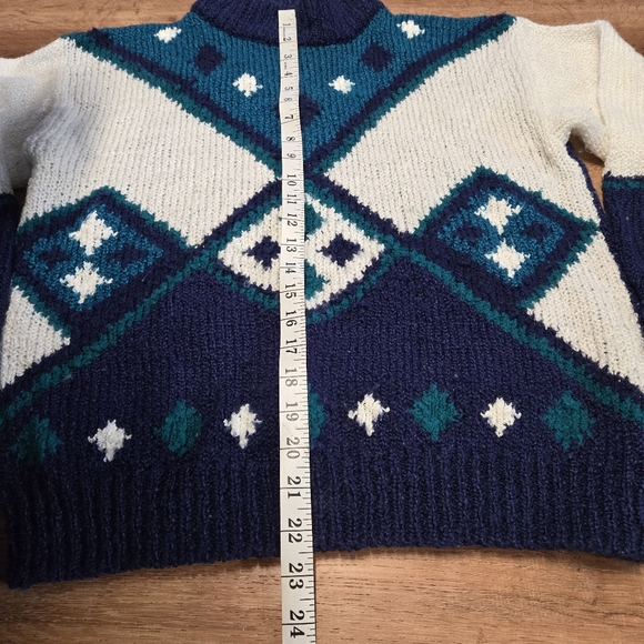 Vintage Deb Medium Blue and White Turtleneck Sweater with Geometric Pattern - Picture 2 of 4